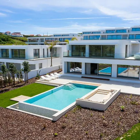 Peralta - Award Winning Exquisite Dream With Infinity Pool Villa *
