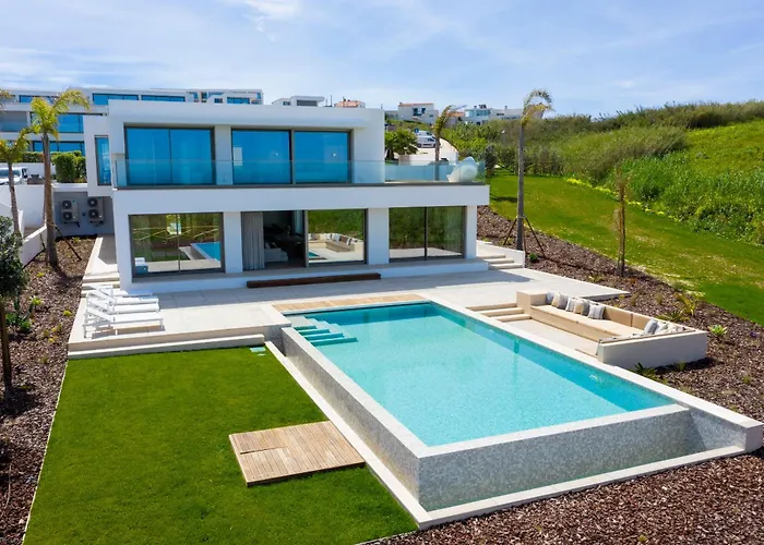 Villa Peralta - Award Winning Exquisite Dream With Infinity Pool *